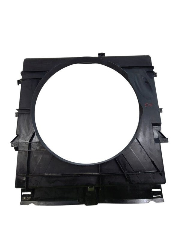 SPRINTV25 2016 Radiator Shroud 679690
