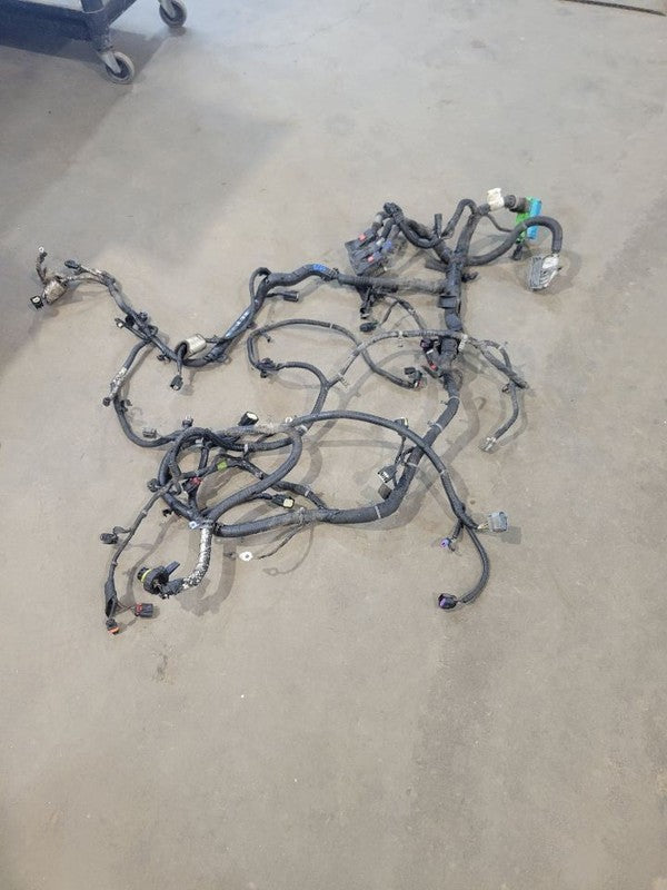 SILVRDO15 2014 Engine Wire Harness 670574