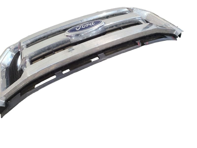 Grille XLT 3 Chrome Center Bars Fits 15-17 FORD F150 PICKUP 580042