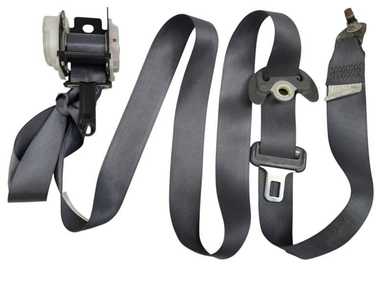 GX470     2003 Seat Belt Rear 601629