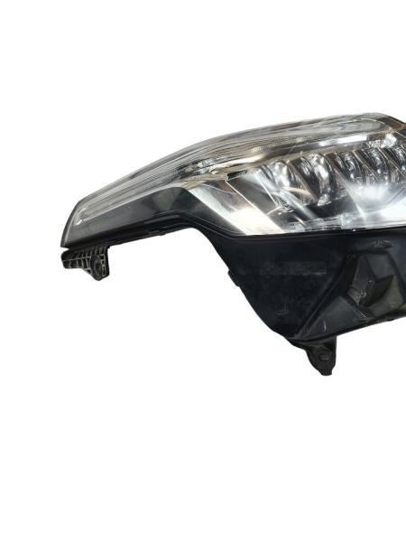 Driver Left Headlight Fits 15-19 ESCALADE 590617