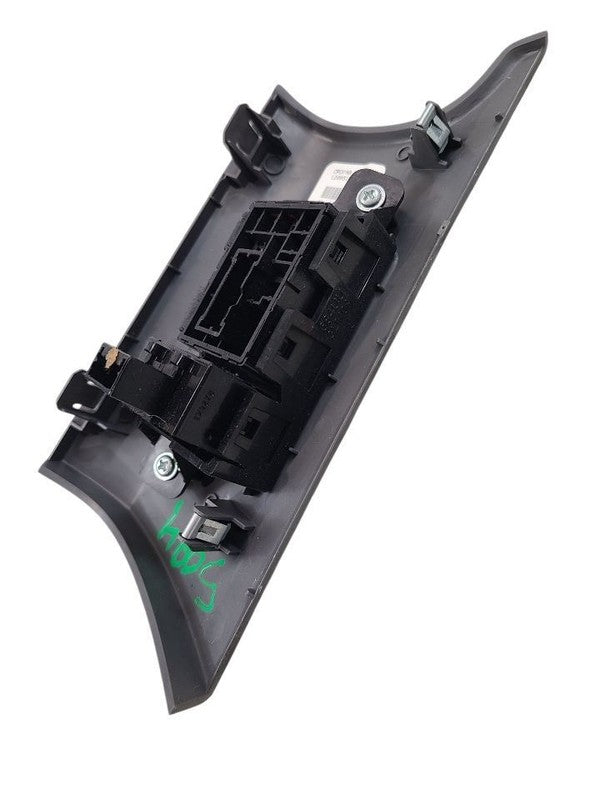 SILVRDO25 2004 Dash/Interior/Seat Switch 634343