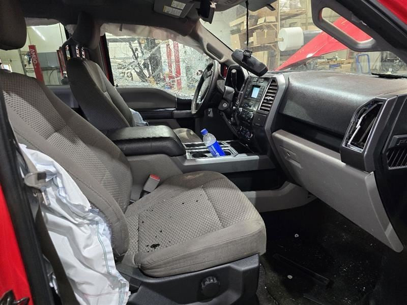 Audio Equip Radio Receiver AM-FM-CD-MP3 Fits 16 FORD F150 581323 GL3T1
