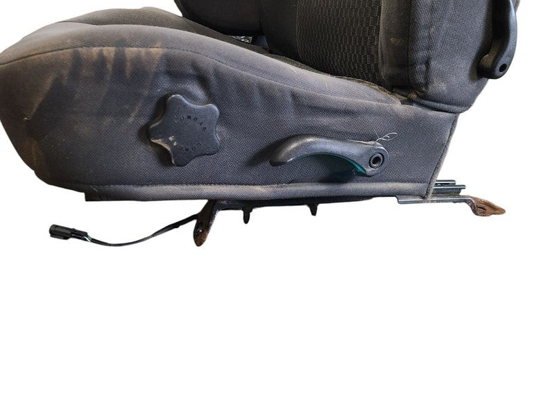 Driver Front Seat Bucket And Bench Split Seat Opt AM6 Fits 06 CANYON 6