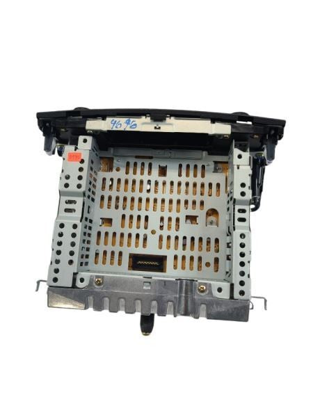 Audio Equipment Radio Tuner And Receiver With Trim Panel Fits 05 MAZDA