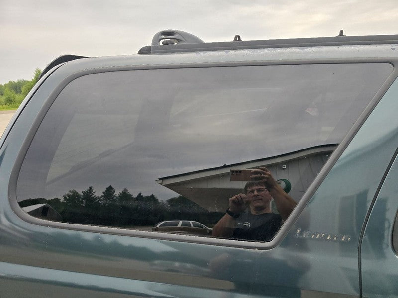 Passenger Quarter Glass With Antenna Privacy Tint Fits 96-02 4 RUNNER 