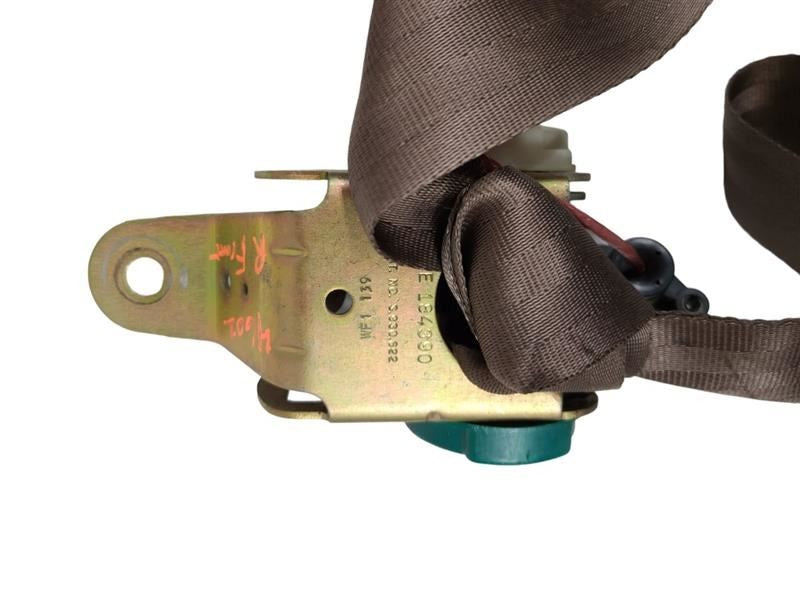 FRONT NEW YRK-R 1988 Passenger Side Retractor Seat Belt Front 581925