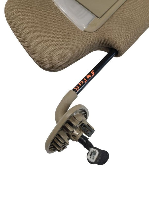 Passenger Sun Visor With Illumination Without Sunroof Fits 14-21 TUNDR