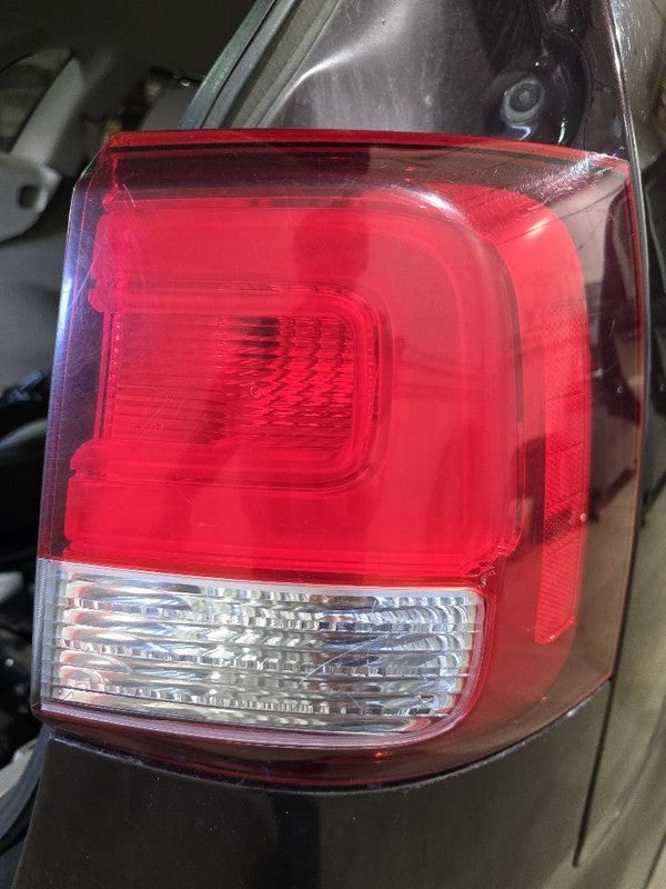 Passenger Tail Light Quarter Panel Mounted Fits 14-15 SORENTO 607025
