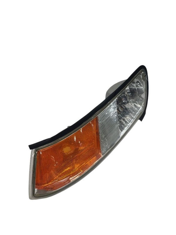Driver Corner/Park Light Park Lamp-turn Signal Fits 99-02 GRAND MARQUI