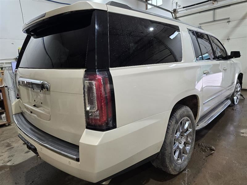 Driver Left Headlight HID Opt T4F Fits 15-20 YUKON 583994