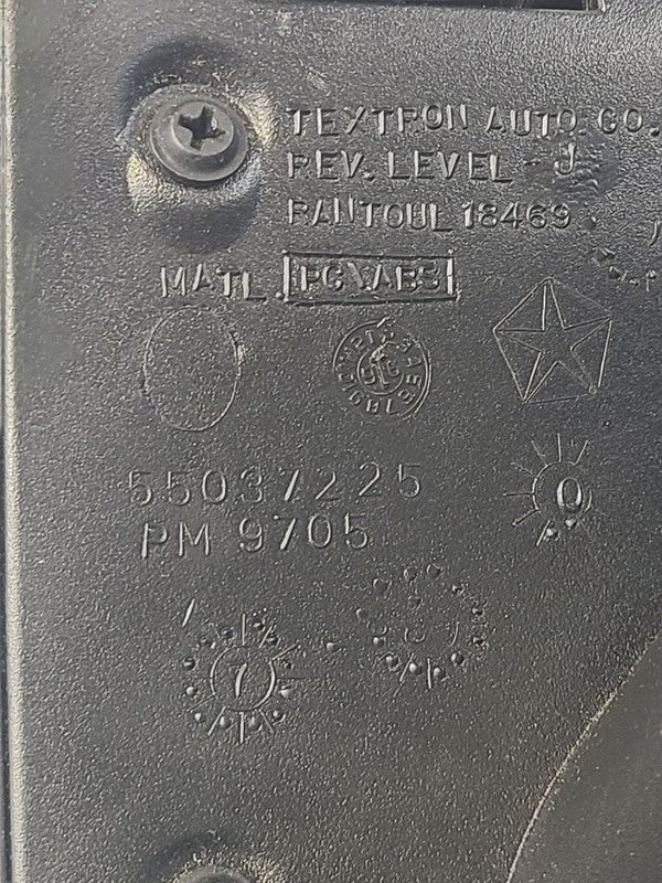 WRANGLER  2000 Glove Box 668913
