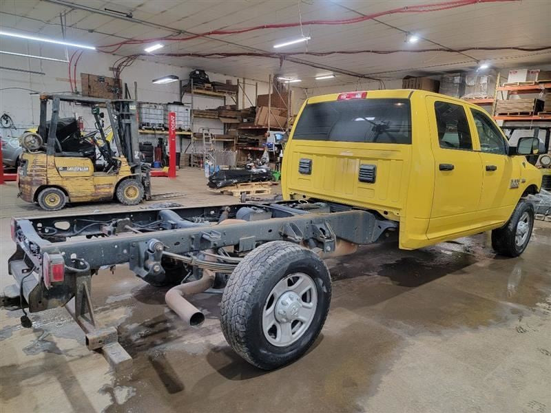 Passenger Cylinder Head Chassis Cab 6.4L Fits 14-18 DODGE 3500 PICKUP 