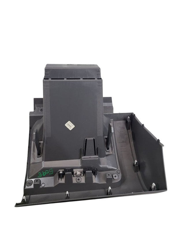 NV200     2020 Glove Box 633872