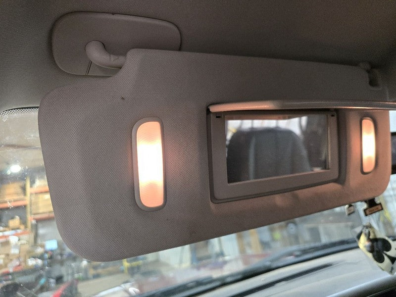 Driver Left Sun Visor Illuminated Fits 07-14 ESCALADE 635009