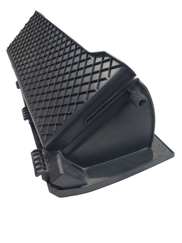 RAM3500   2015 Glove Box 670401