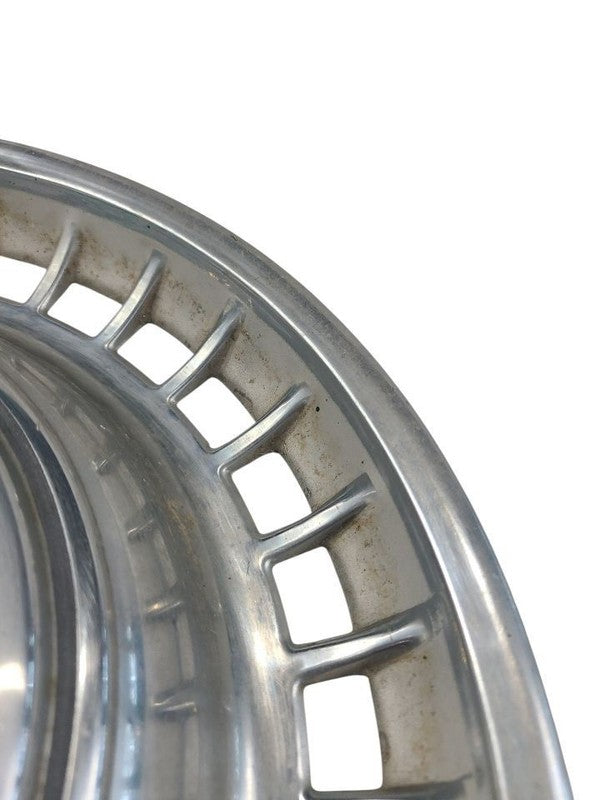 Wheel Cover HubCap Fits 72-76 DART 668181