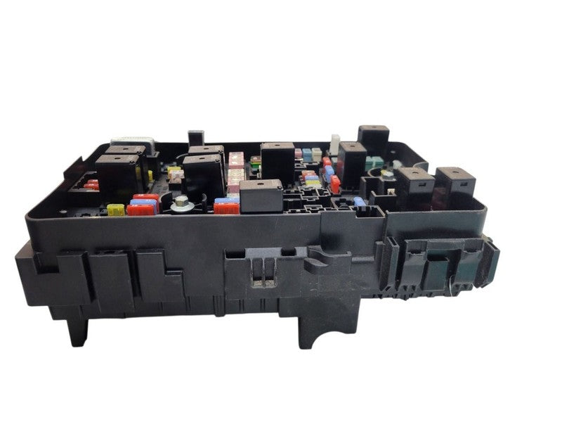 Fuse Box Engine Fits 20-22 VOYAGER 676393 68453710AA