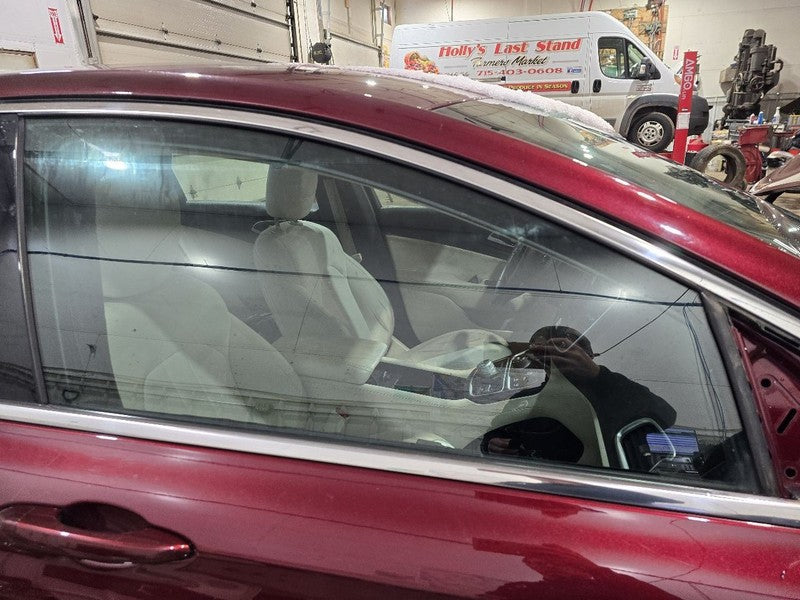 Passenger Front Door Glass Sedan Tempered Glass Fits 15-17 200 619434