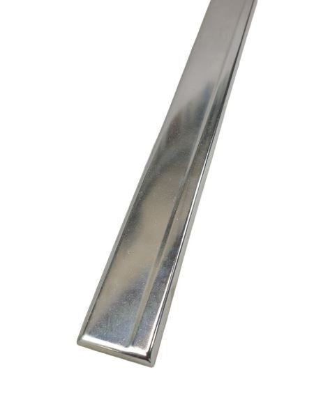 NEW YRK-R 1988 Quarter Moulding 581980