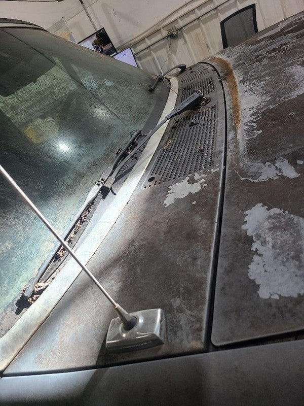 BRONCO    1992 Cowl 648848