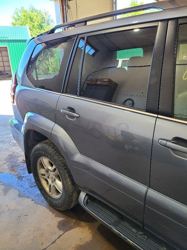 Passenger Right Rear Side Door Fits 03-09 LEXUS GX470 669766