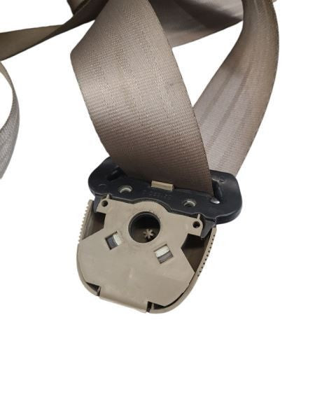 SUBCHEV15 1999 Seat Belt Front 591046