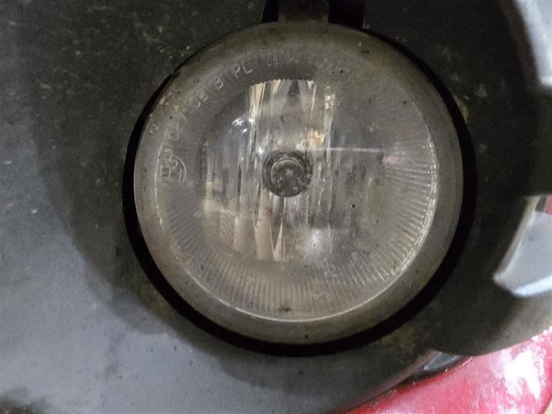 Corner/Park Light Fog-driving Lower Bumper Cover Fits 05-09 CARAVAN 60