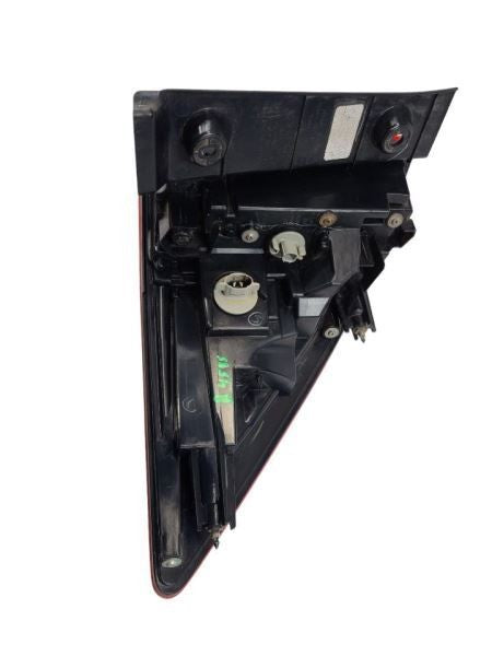 PILOT     2016 Tail Light 580345