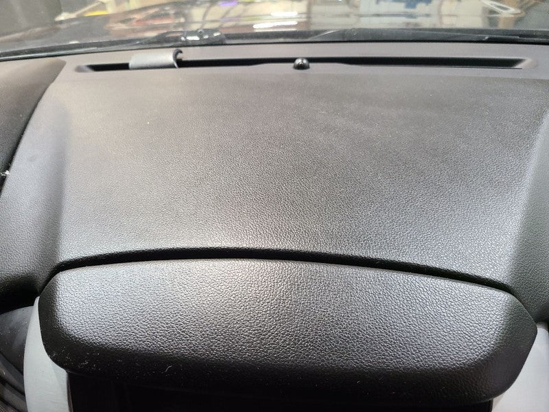 Dash Panel With Bose Audio System Opt Uqa Fits 16-20 SUBURBAN 1500 660