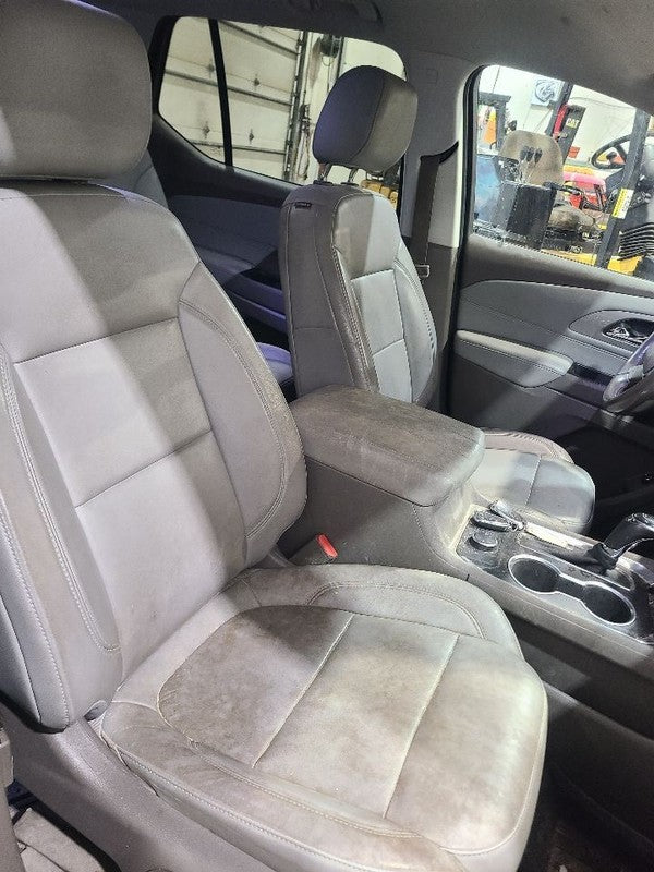 Transmission 3.6L AWD Fits 18-24 TRAVERSE 659079