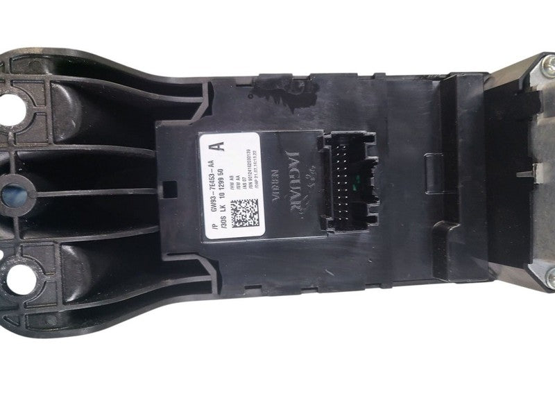 XJ        2016 Transmission Shift 640339