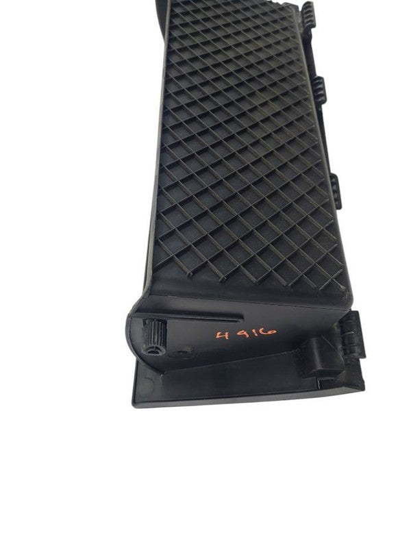 RAM1500   2015 Glove Box 615558