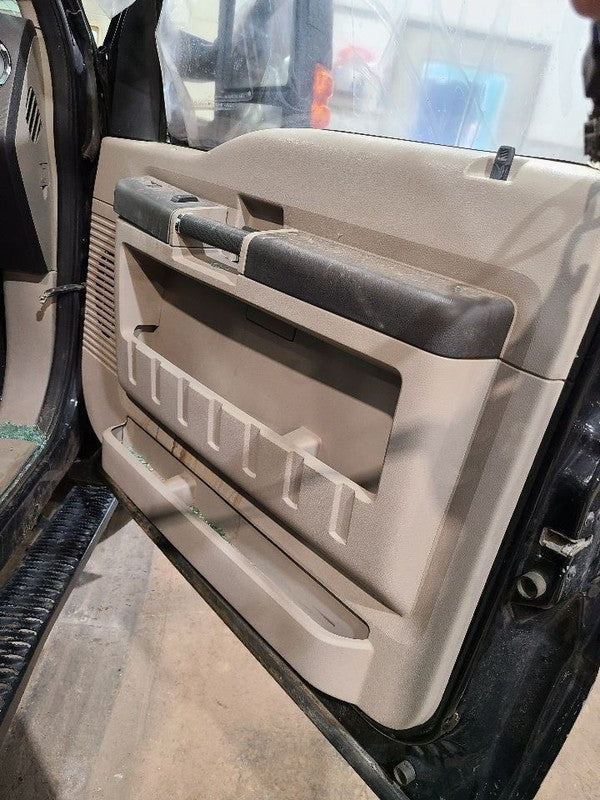 F350SD    2008 Front Door Trim Panel 652818