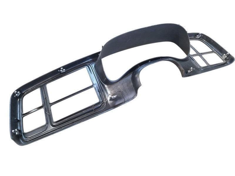 SILVRDO35 2006 Dash Bezel 671160
