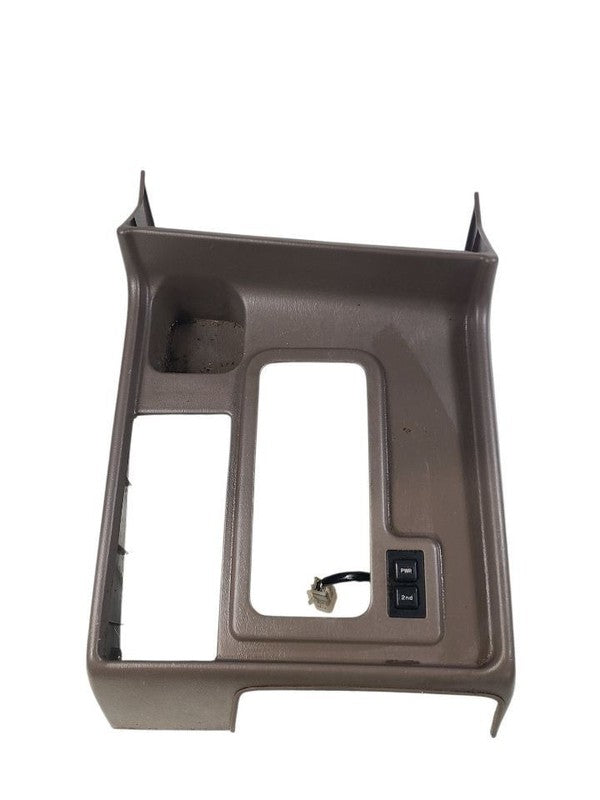 LANDCRUIS 1996 Console Front 657958