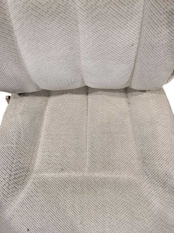 TCHEV3500 1995 Front Seat 679419