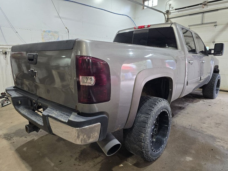 Driver Rear Side Door Crew Cab Fits 07-14 SIERRA 2500 PICKUP 645787