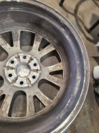 YUKONXL15 2014 Rare 22" 6 V Spoke Wheel 88967764    R639585