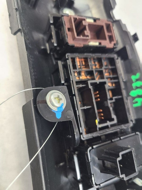 SENTRA    2014 Dash/Interior/Seat Switch 606829