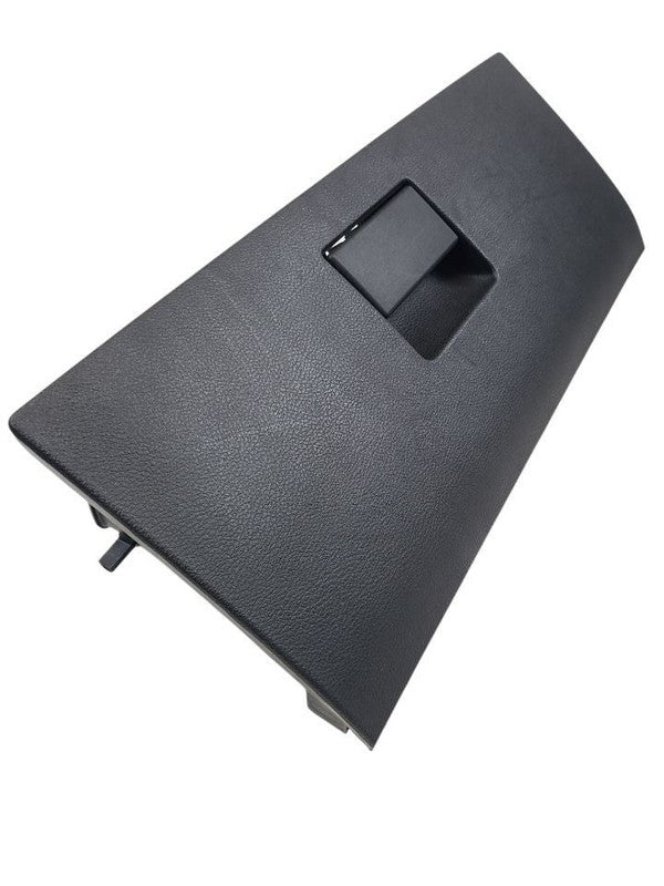 RAM1500   2018 Glove Box 624573