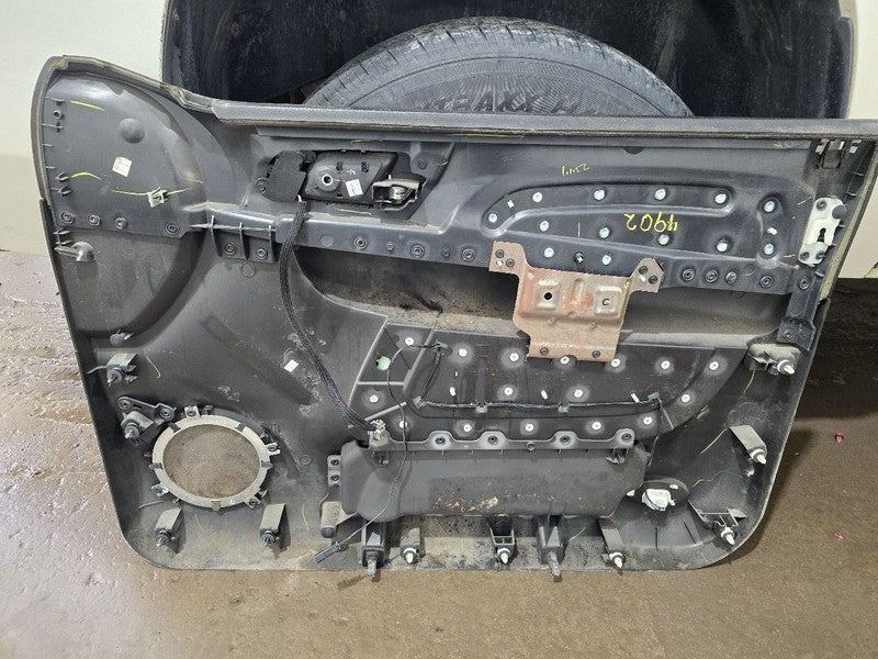ESCALAESV 2007 Front Door Trim Panel 613962