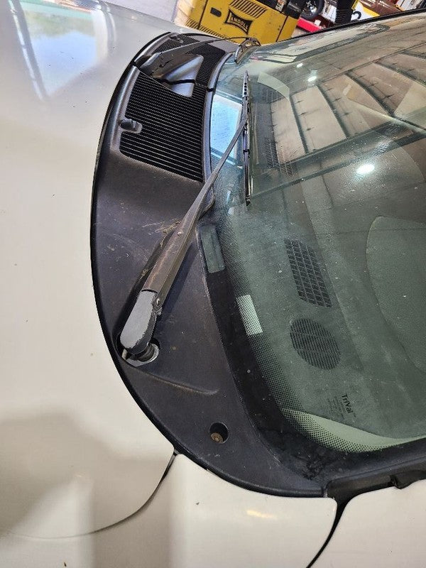 RAM2500   2006 Cowl 672742