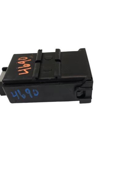 Chassis ECM Suspension TPMS Control Right Hand Dash Fits 14-16 ELANTRA