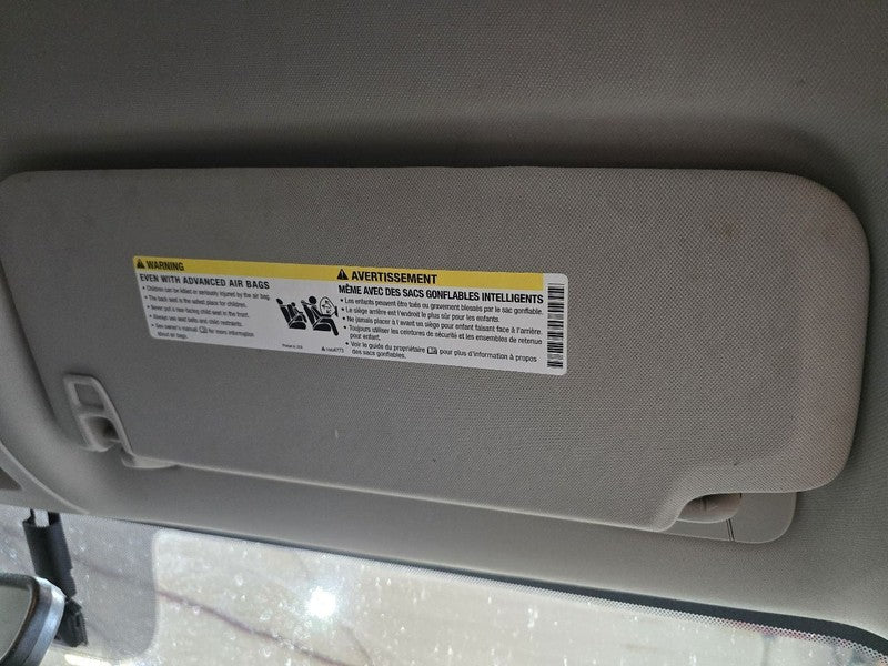 Passenger Right Sun Visor Illuminated Fits 07-14 ESCALADE 635008