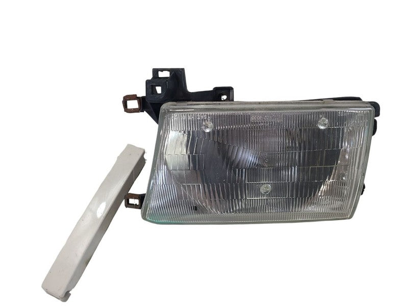 Passenger Right Headlight Fits 99-02 4 RUNNER 663390