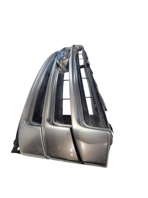Grille Upper Satin Platinum Fits 15-17 EXPEDITION 664505