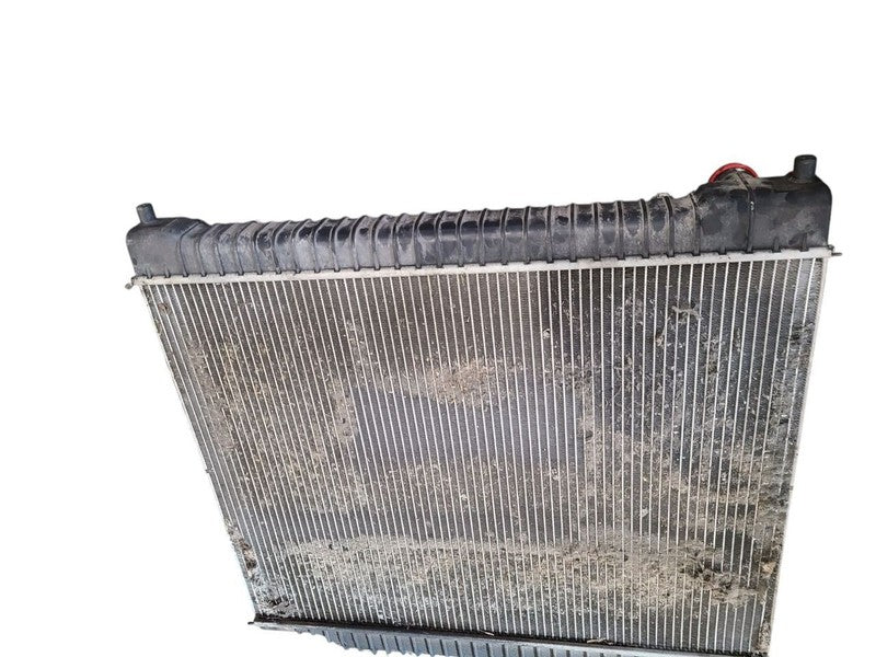 Radiator 8-280 Fits 00-14 FORD E150 VAN 621688