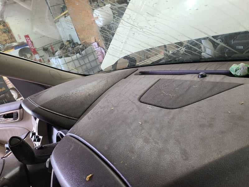 Dash Panel Without Bose Audio System Fits 15 SUBURBAN 1500 669668