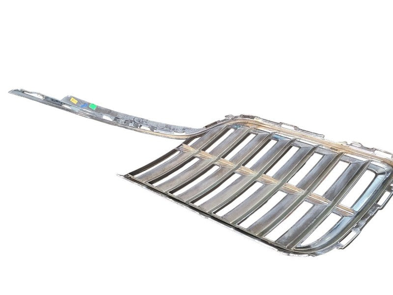 Grille Upper Assembly Includes Support Fits 10-12 MKT 643847